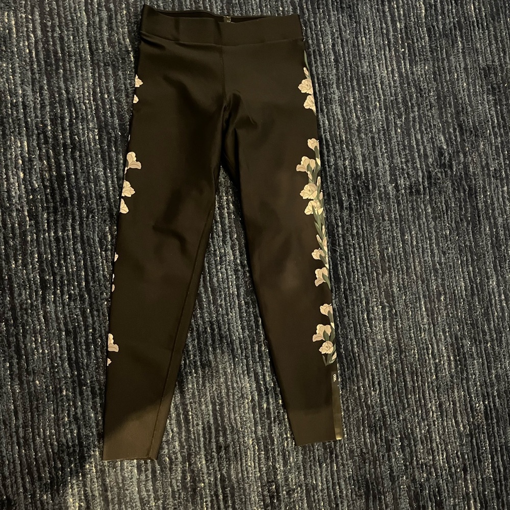 COR by ultracor floral black leggings size medium